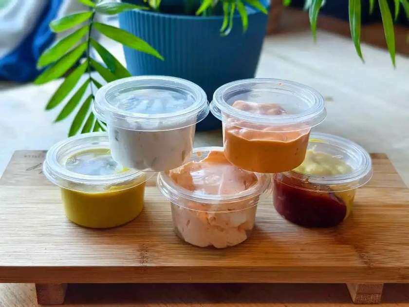 Ekstra Sos mały. Spicy Mayo
