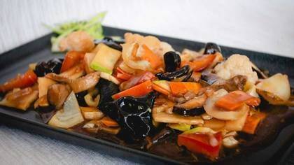 Eight kinds of vegetables in sauce (Vegetarian)