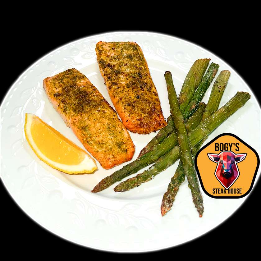 Premium Norwegian Salmon Fillet with Asparagus & Lemon