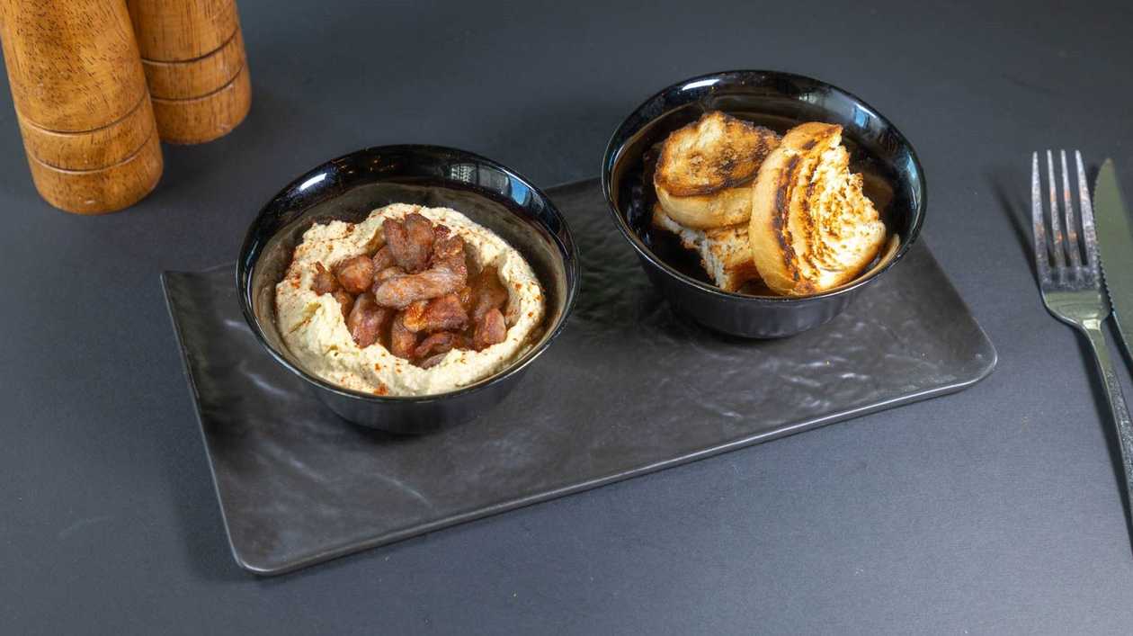 Humus cu Carne de Vita 340 Gr.