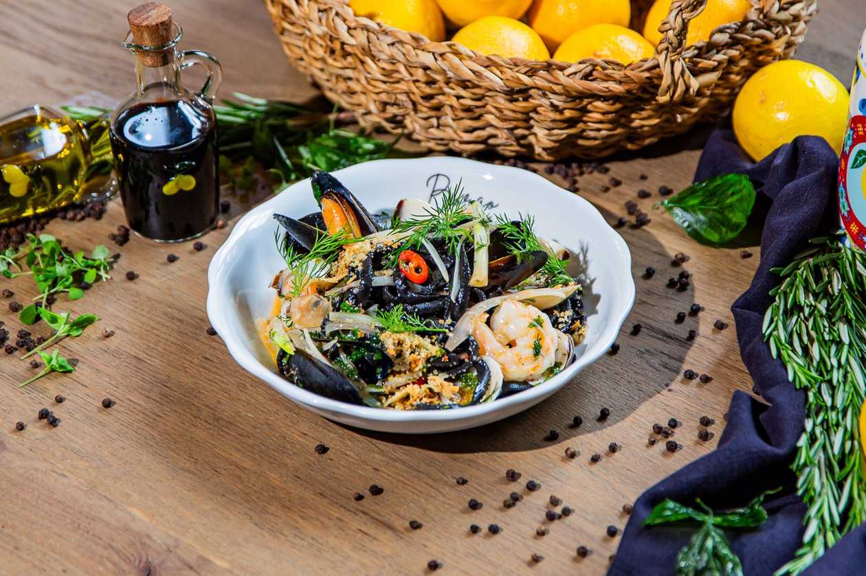 No.2 LINGUINE AL NERO DI SEPPIA