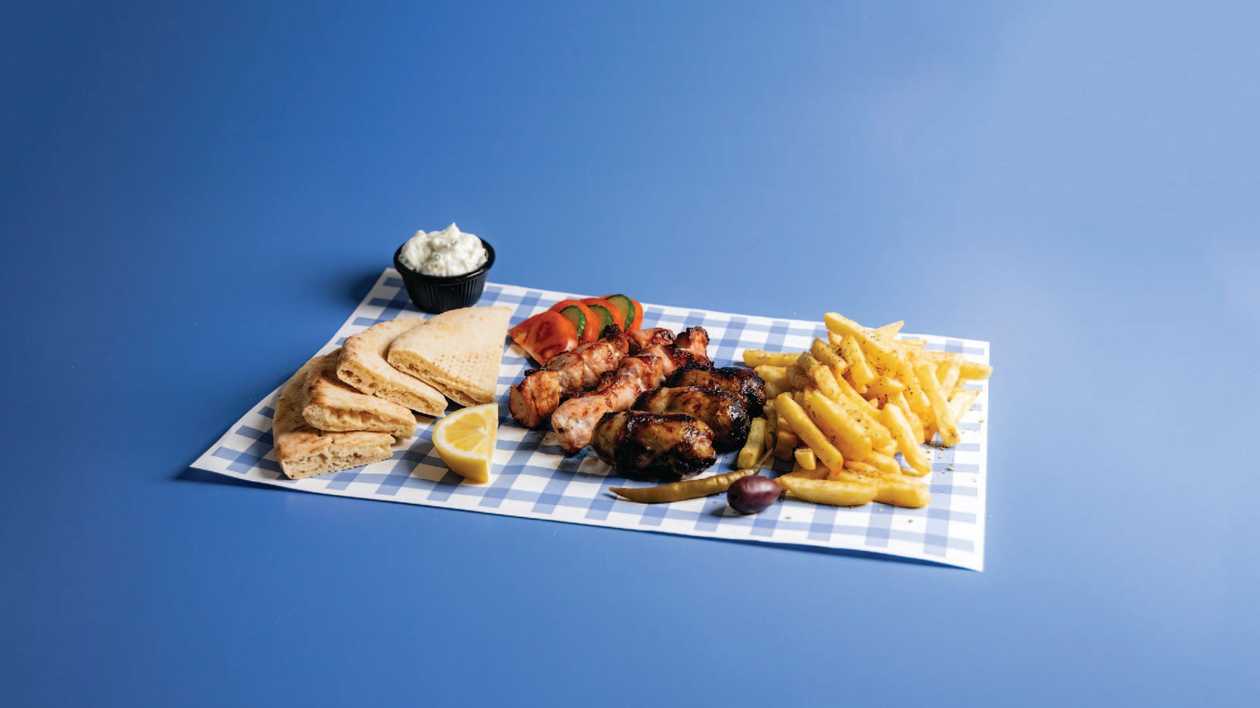 Μιξ Χοιρινό Σουβλάκι (Χοιρινό και Σεφταλιά) Μερίδα