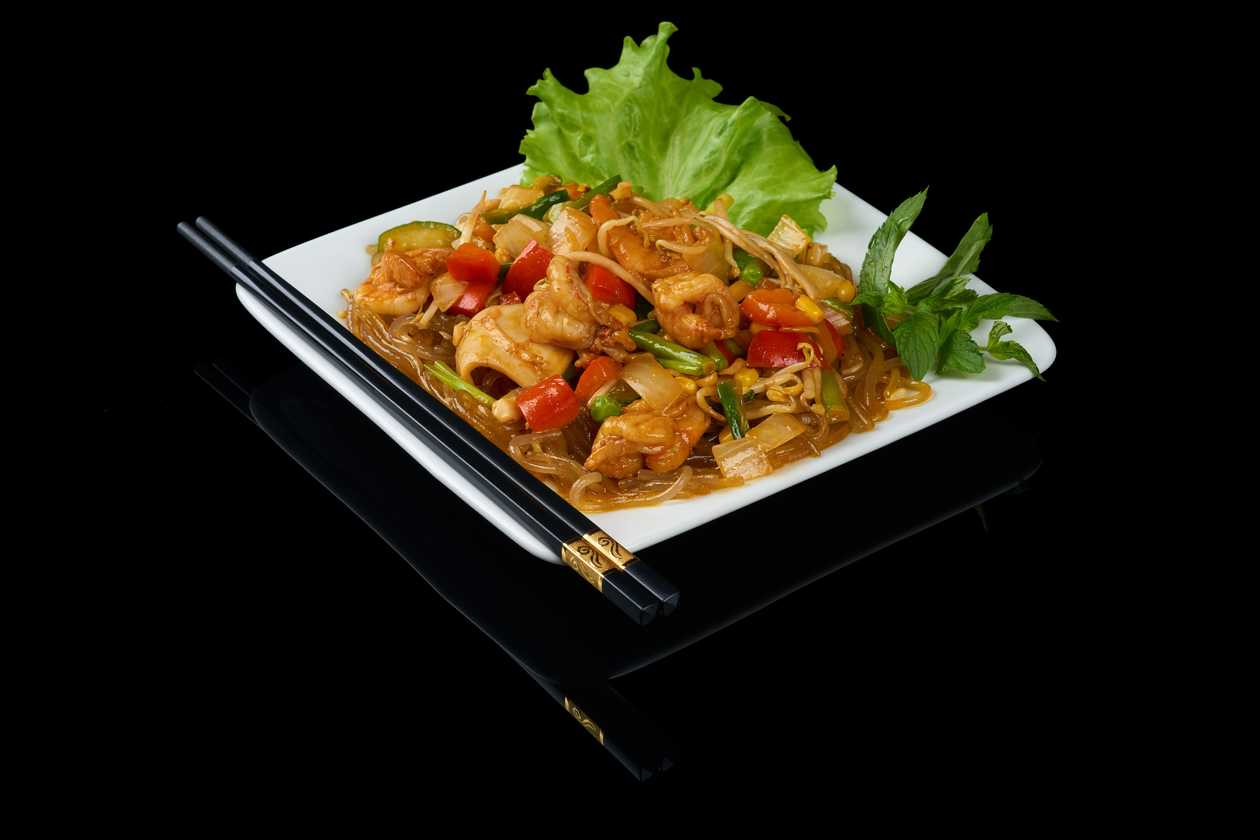 Ryż lub makaron z wybranym dodatkiem