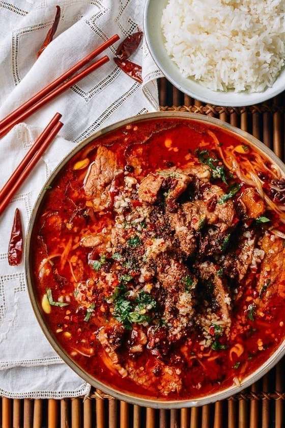 Spicy beef soup with Rice