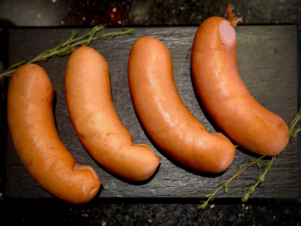 Boiled and Smoked "Špikački" Sausages (4 pcs.)