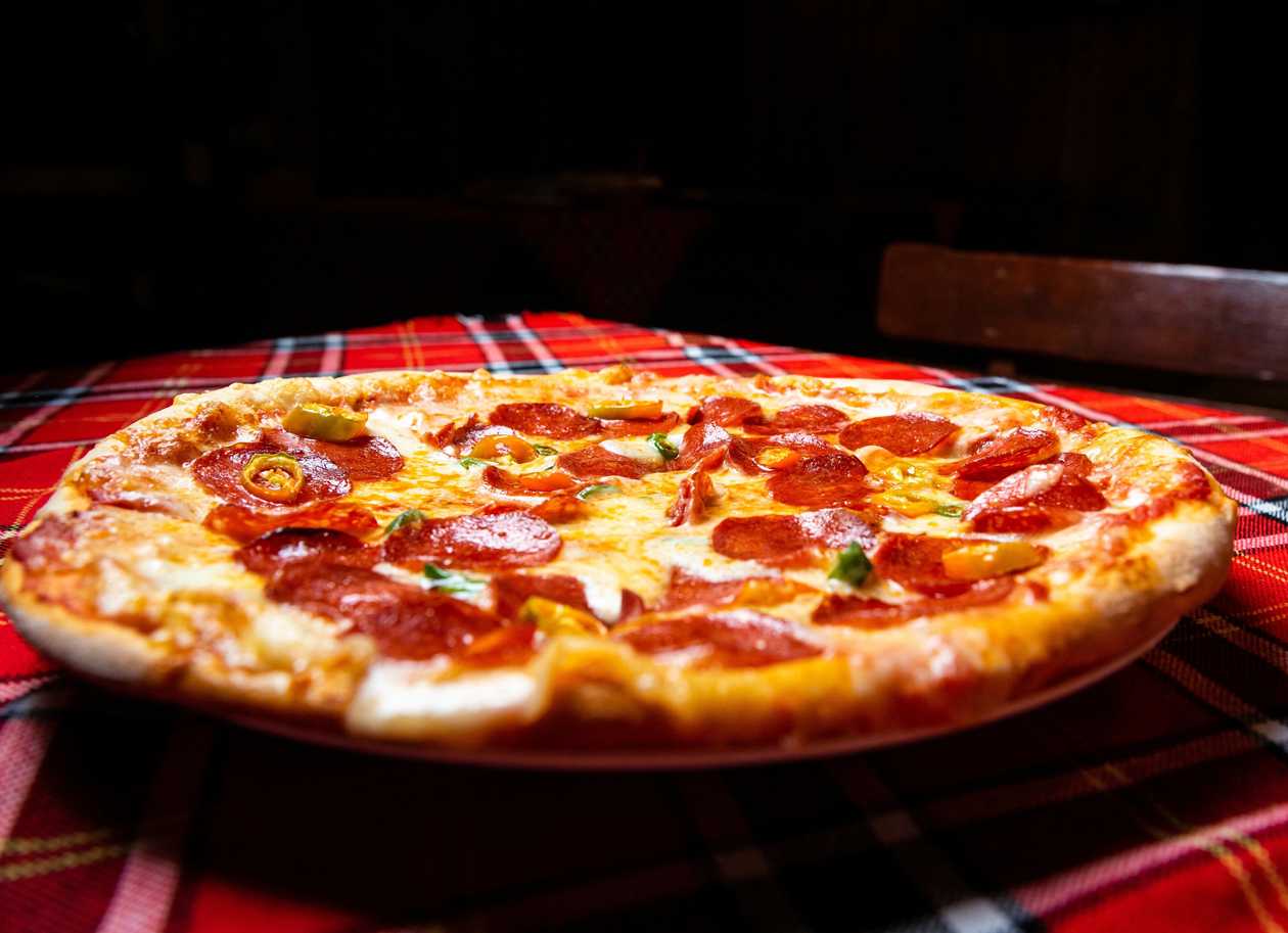 Pizza Diavolo 60x40