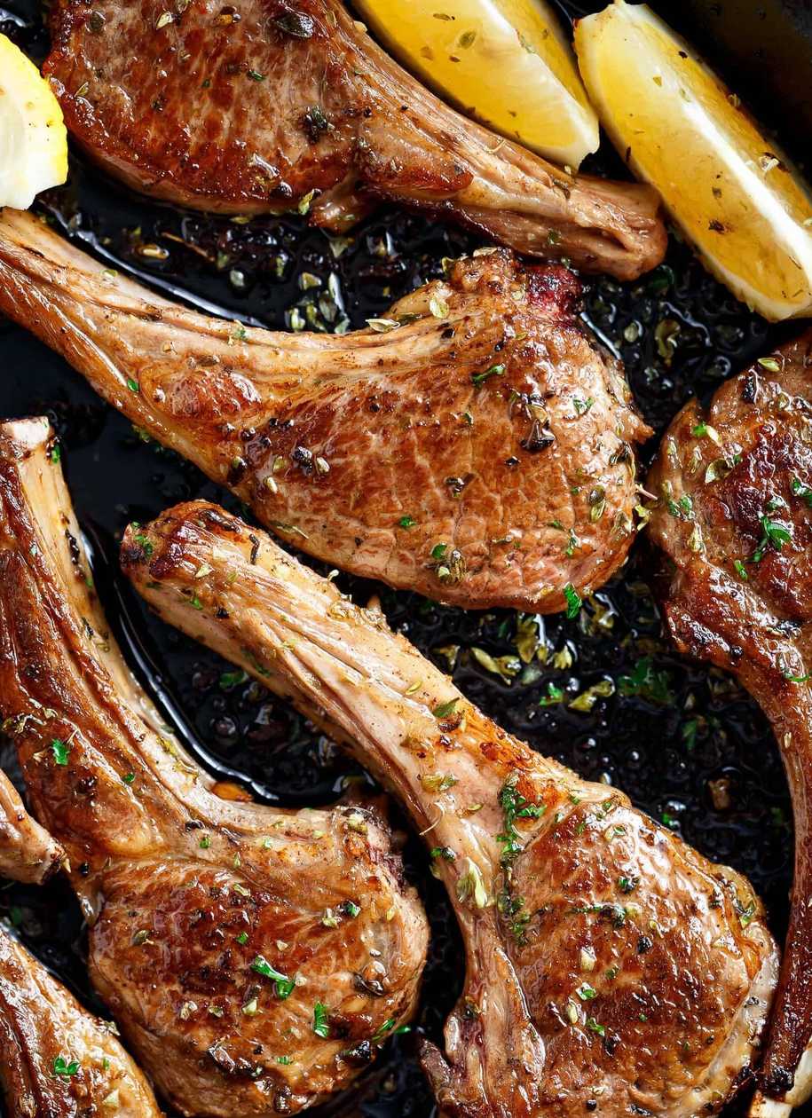 Cotlete de berbecut fragede la gratar