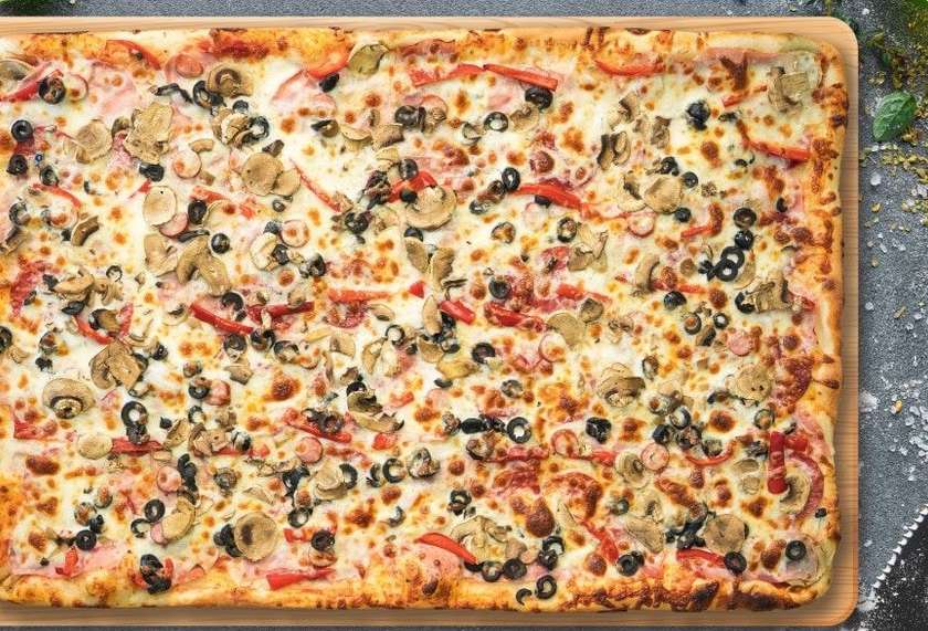Pizza Capricciosa 60x40