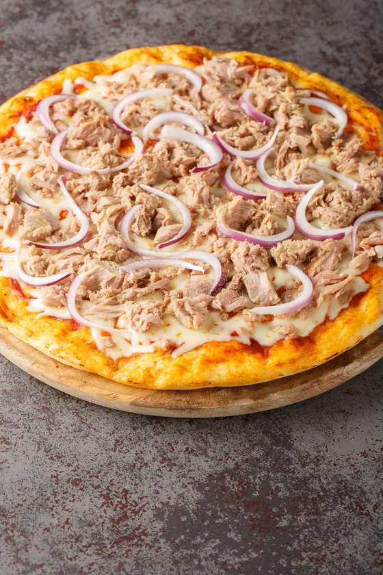 Pizza Tonno Cipola 60x40