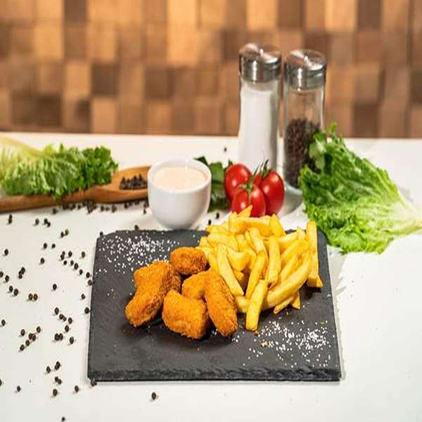 Nuggets Menu (6 pcs) and french fries
