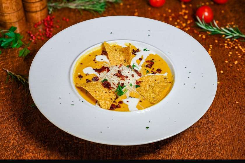Spicy Corn Soup with Nachos