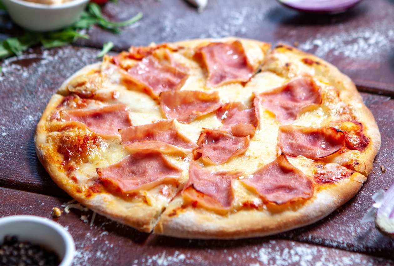 Pizza Prosciutto 60x40