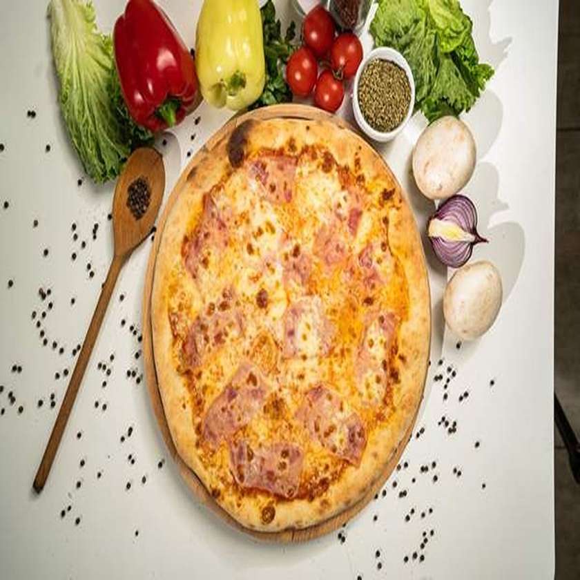 Ham Pizza Ø 32cm