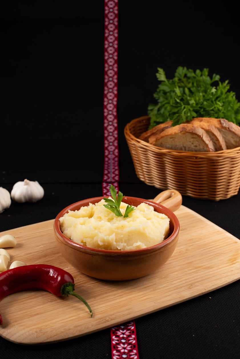 Mashed Potatoes with Butter and Cow Milk