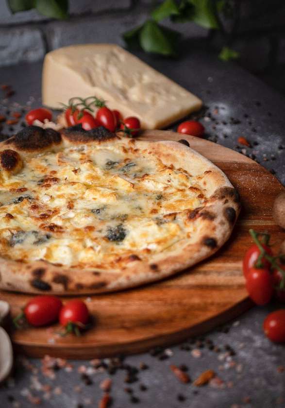 Pizza Quattro Formaggi