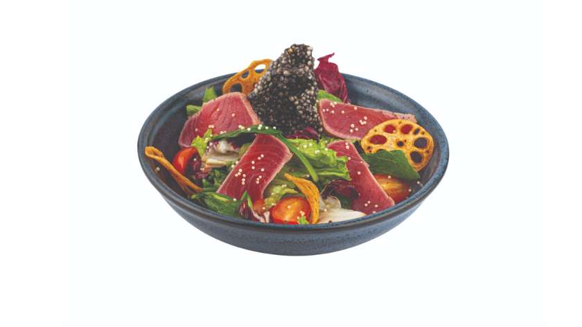 34.Sałata z tuńczykiem tataki(220g)
