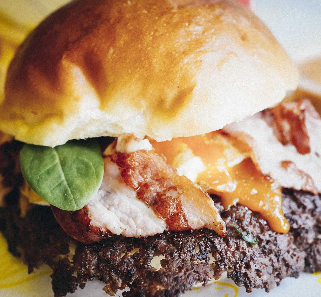 Eggs&Bakey Smash Burger