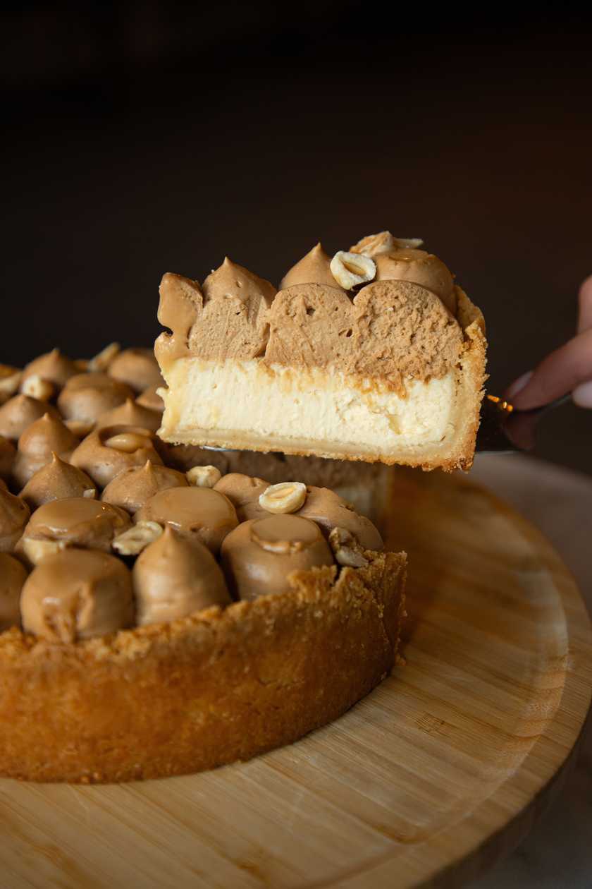 Cheesecake orzechowo-karmelowy