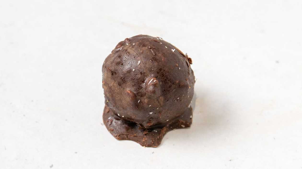 Peanut energy ball