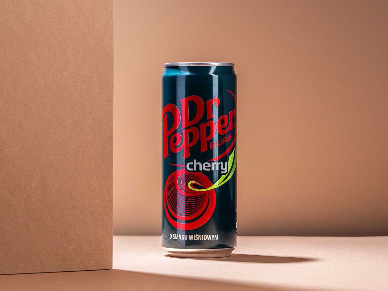 Напій безалкогольний Dr. Pepper Cherry 0,33л
