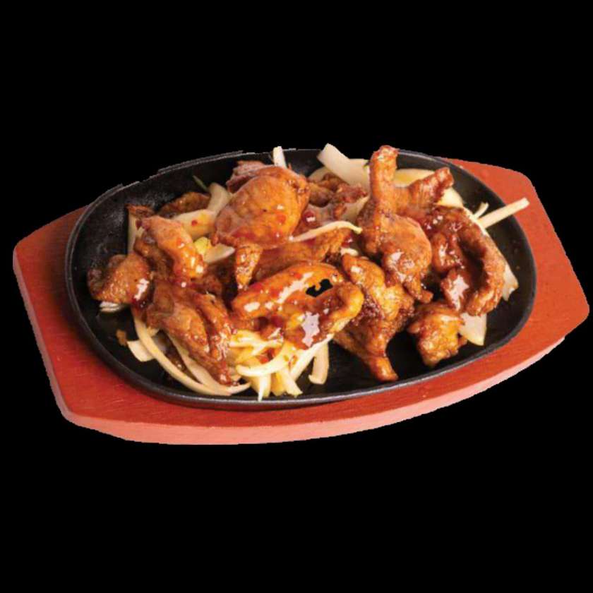 Beef pieces with onions