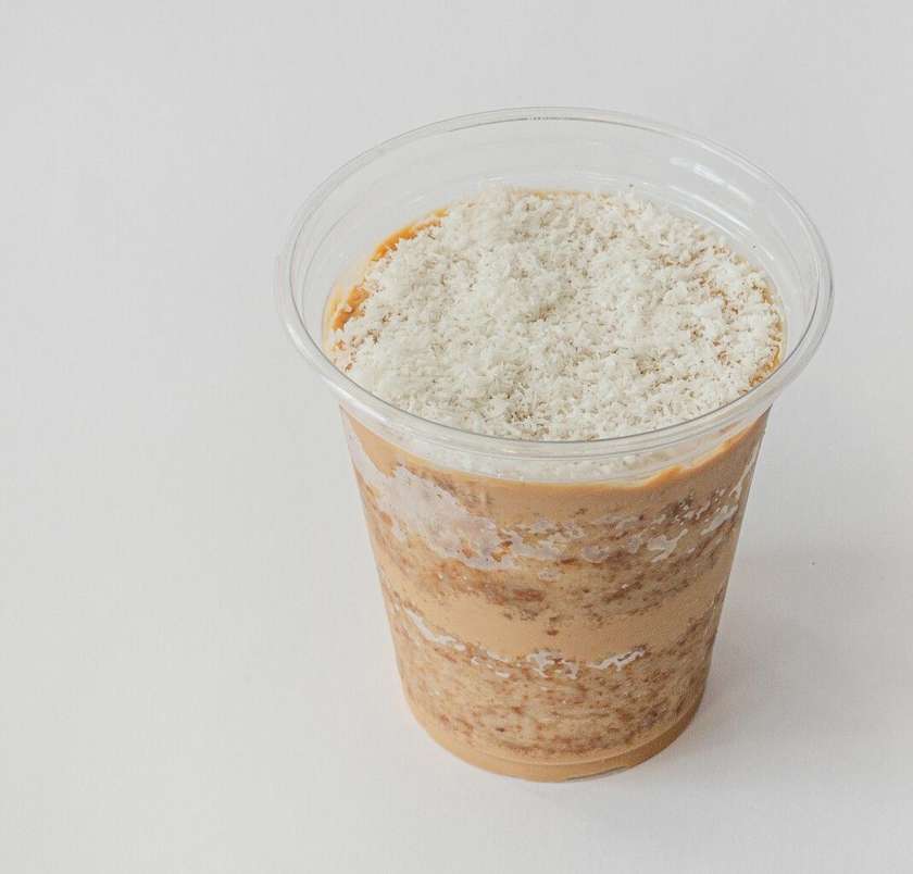 Bolo no Pote Doce de Leite com Coco