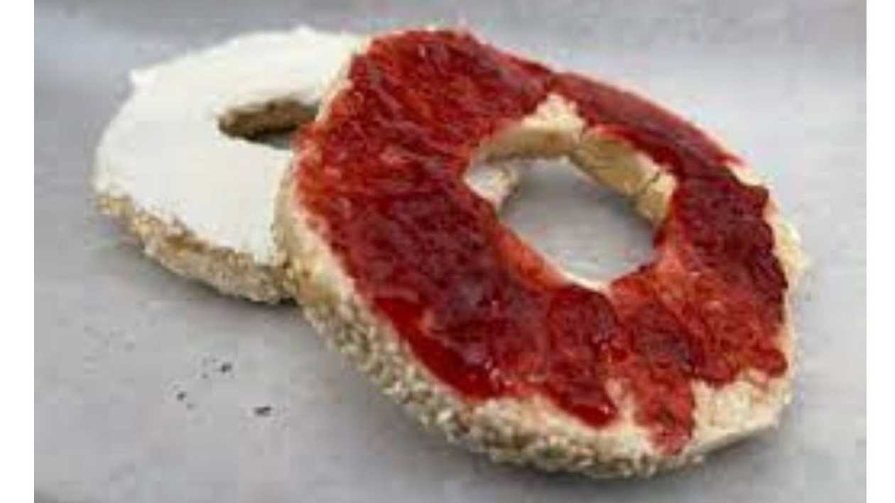 Whole Meal Koulouri Thessaloniki with Peach Jam 90gr