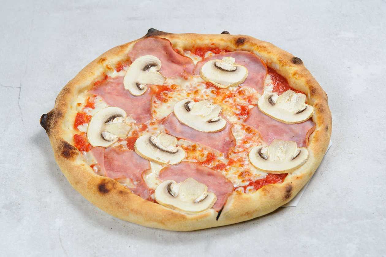5. Pizza Capricciosa