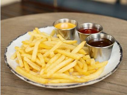 French fries with sauce
