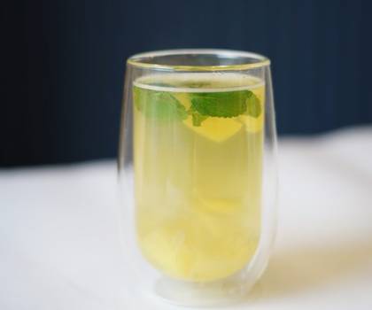 Pineapple Mint Refresher