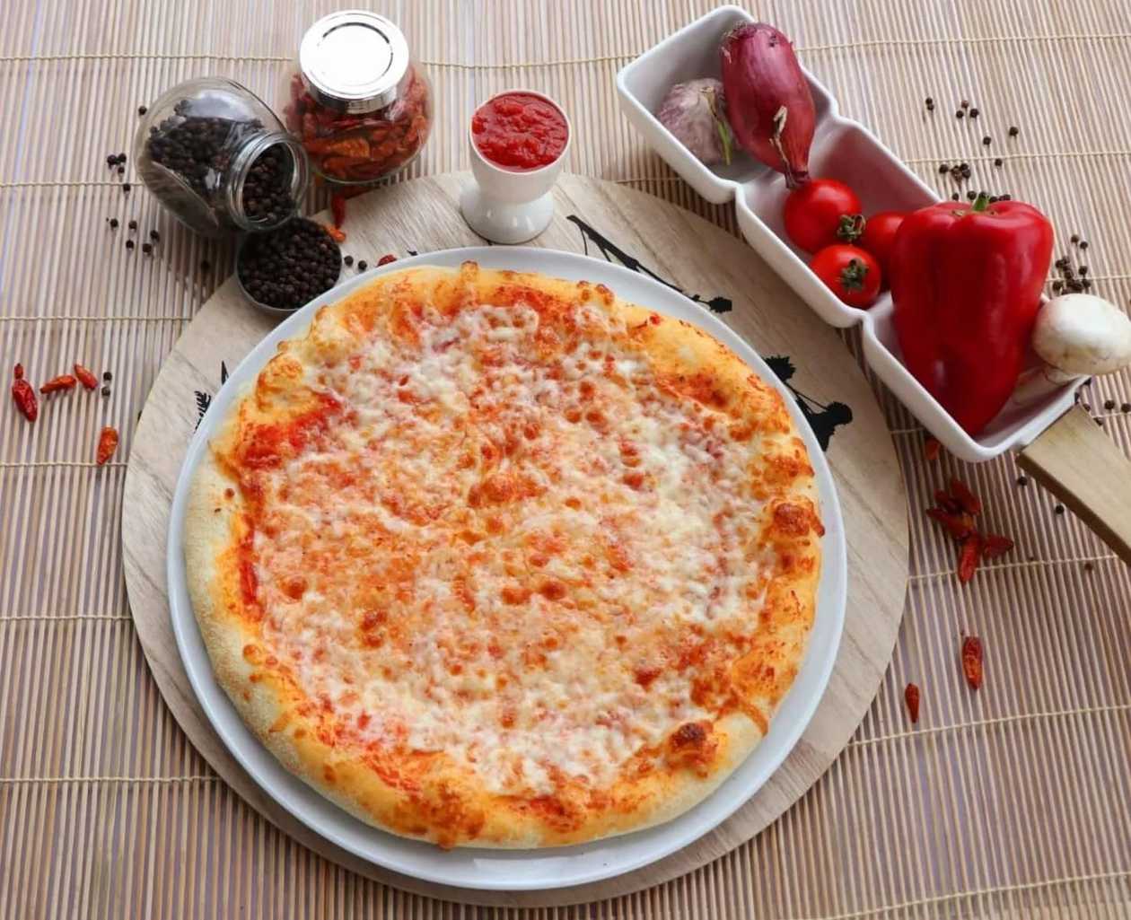 Funghi Pizza Medium Ø 32 cm