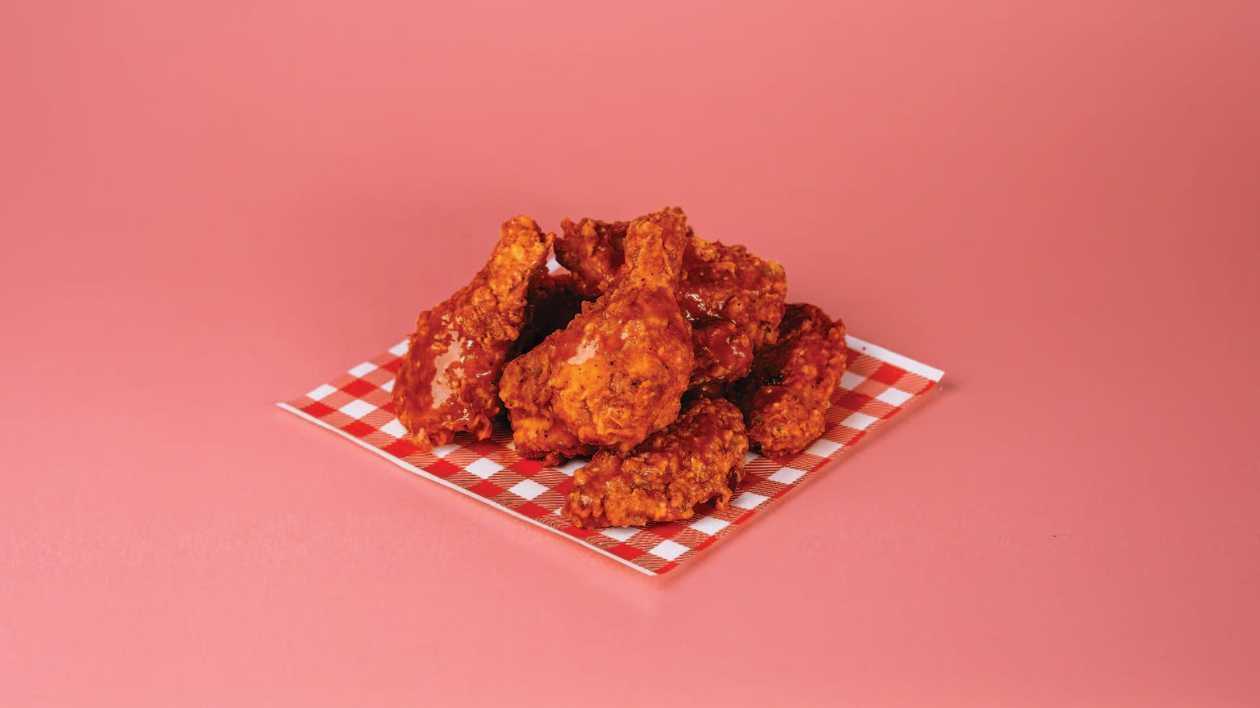 Smokey BBQ Wings 8 Pieces