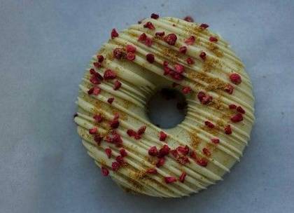 Raspberry Pistachio Dubai Chocolate