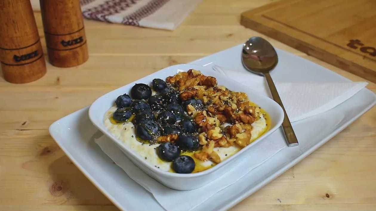 Oatmeal With Maple Syrup