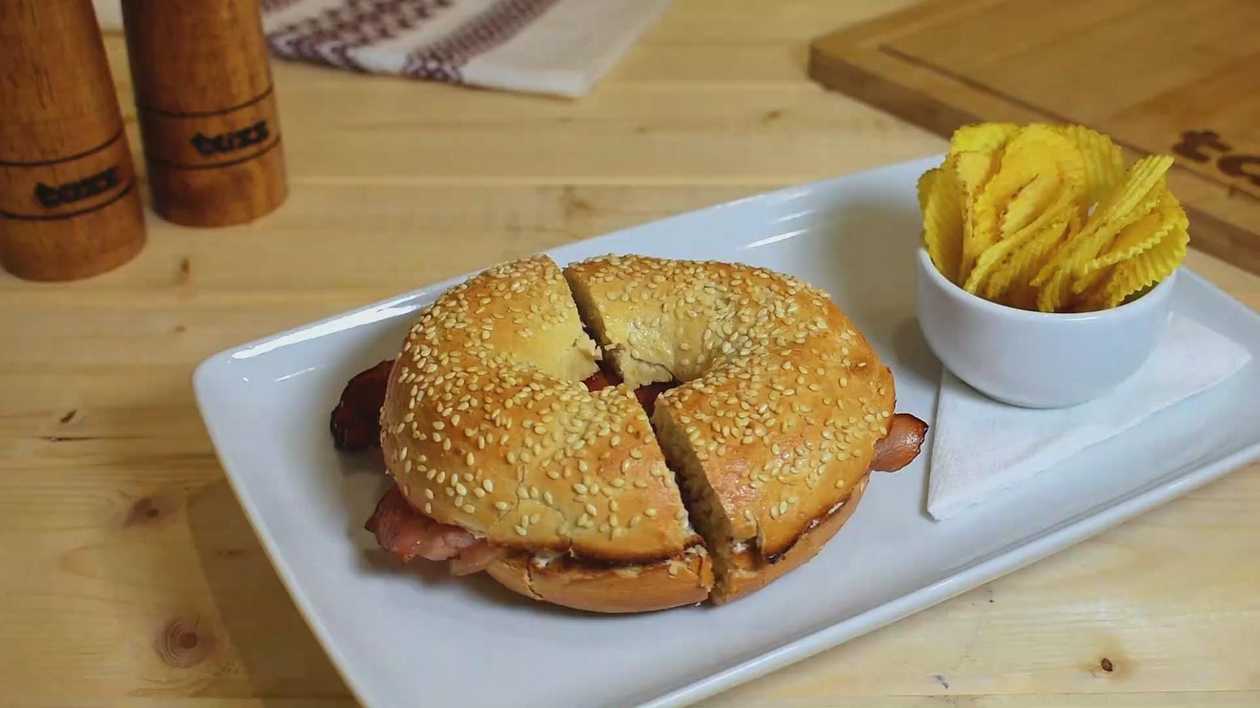 Bacon & Cream Cheese Bagel