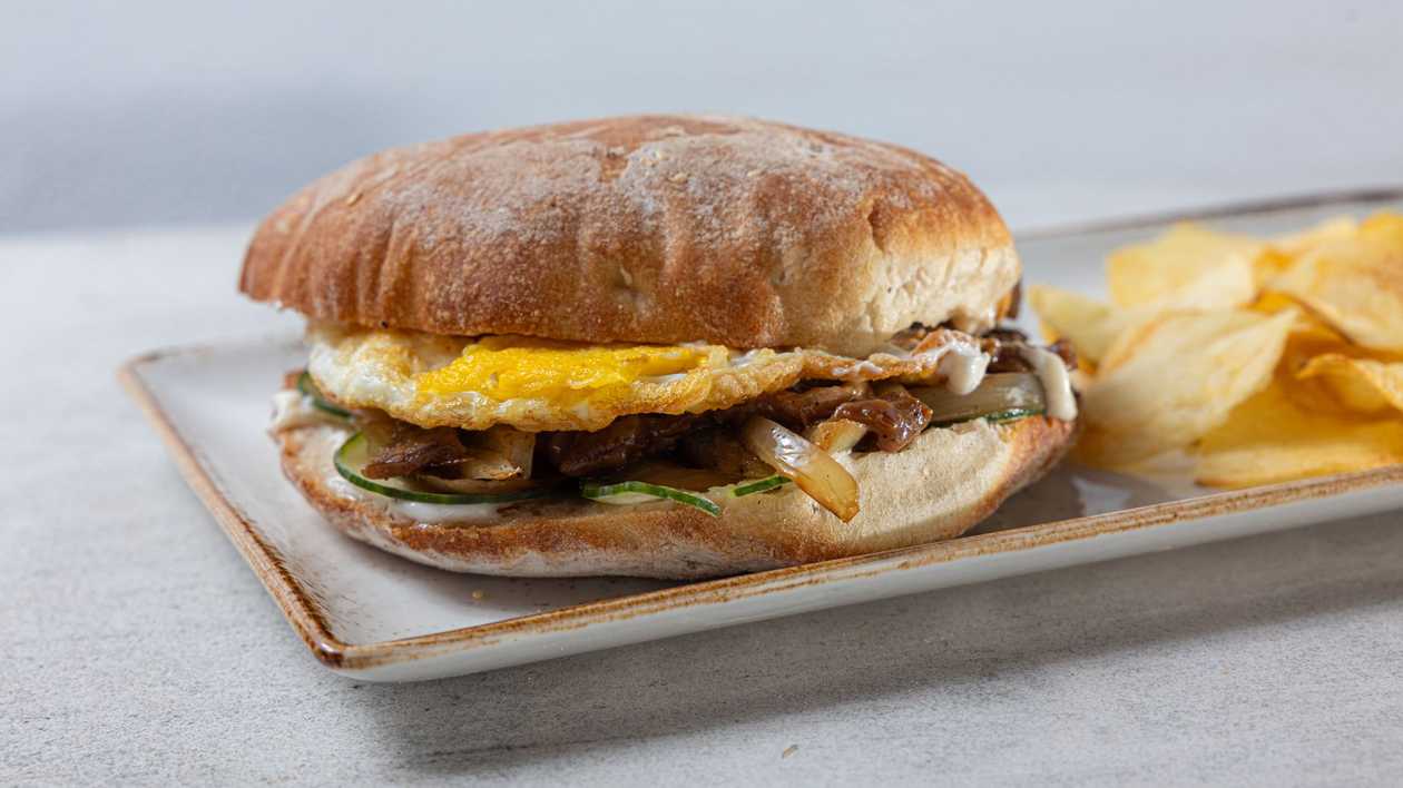 Steak and Egg Ftira