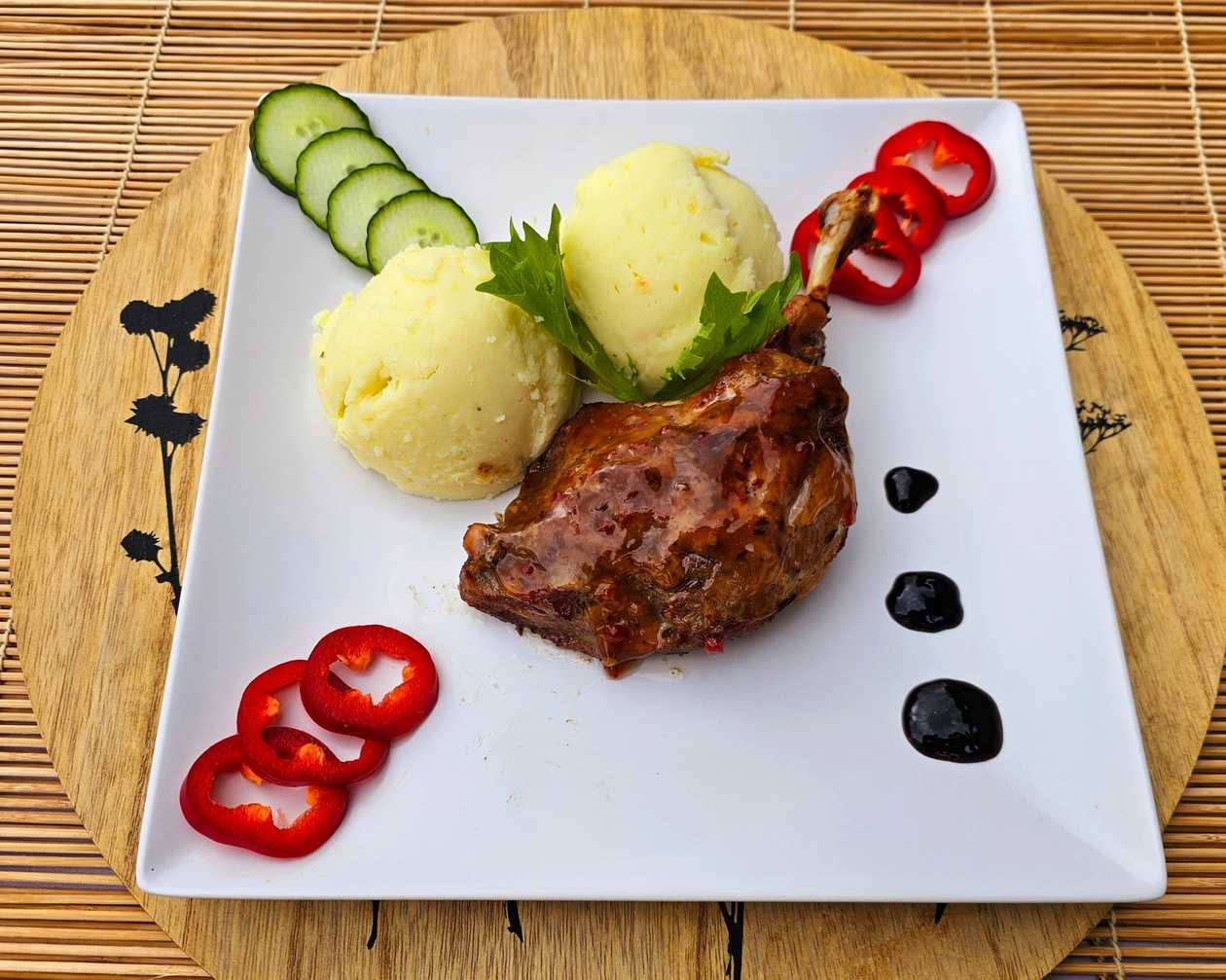 Duck Leg with Mashed Potatoes