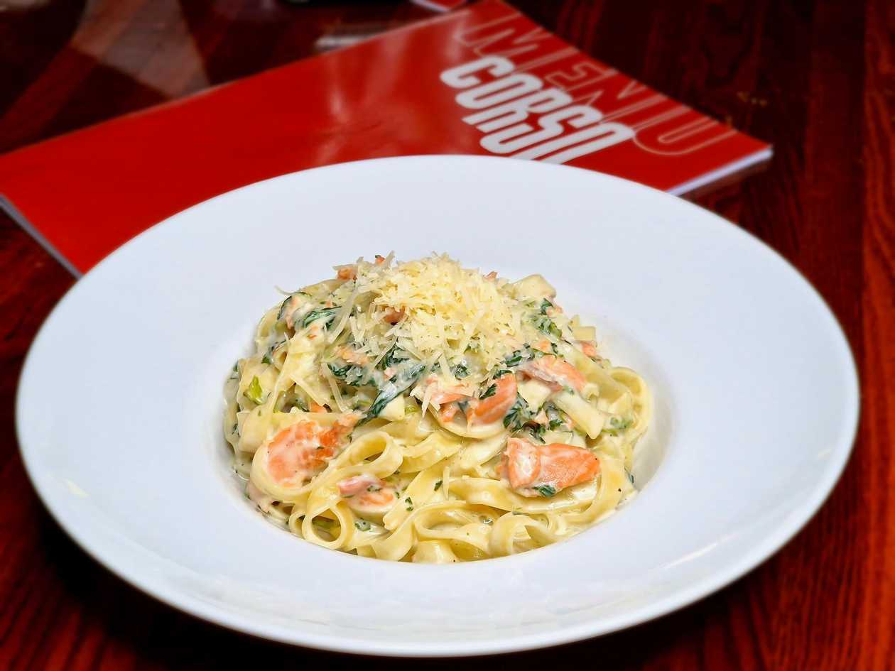 Tagliatelle with Smoked Salmon and Spinach