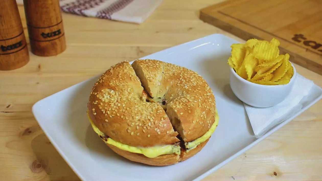 Bacon Eggworks Bagel