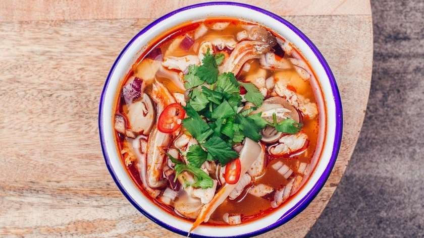 Bami Tom Yum z kurczakiem 🌶️🌶️