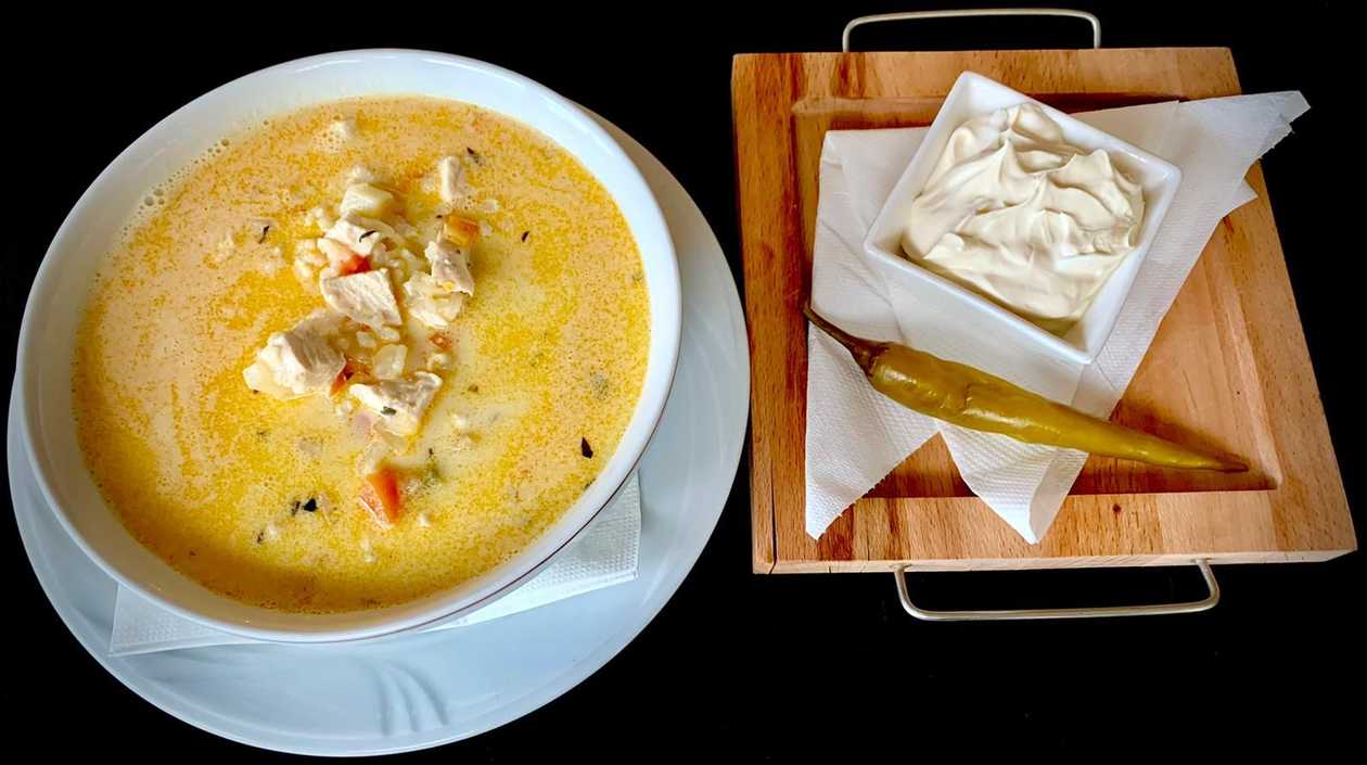 Ciorbă De Pui A La Grec