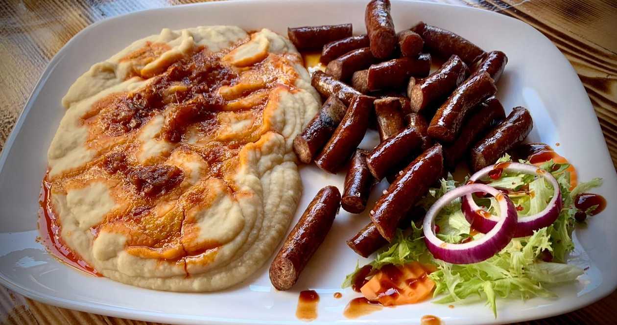 Fasole Facaluita Cu Cârnaciori Verona