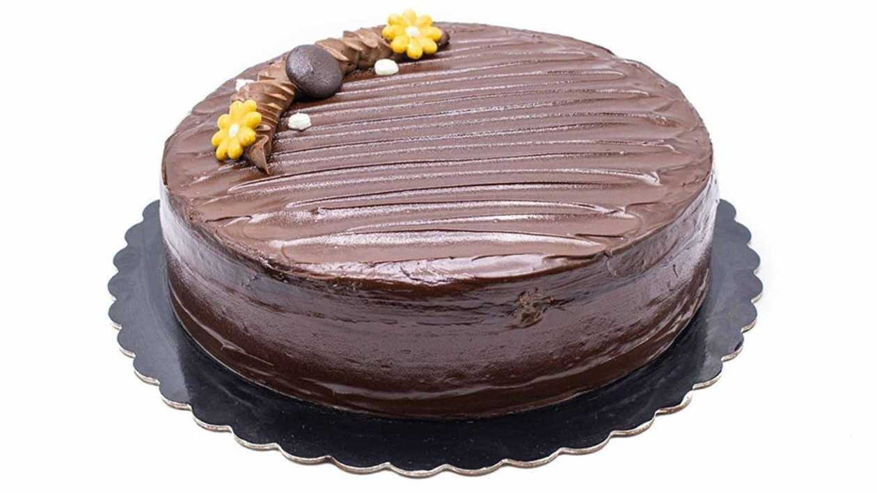 Chocolate Fudge Cake, Medium