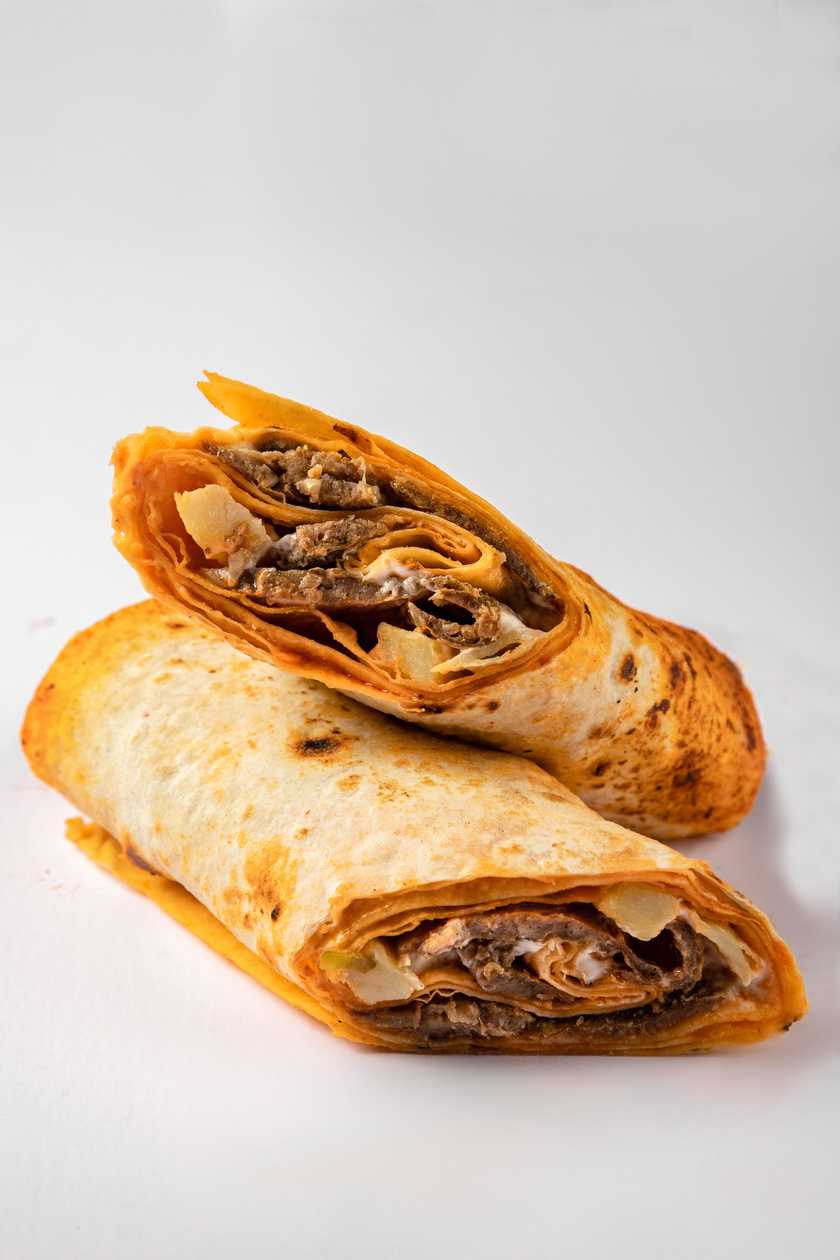 Hatay Usulu meat doner with cheddar (Mega)