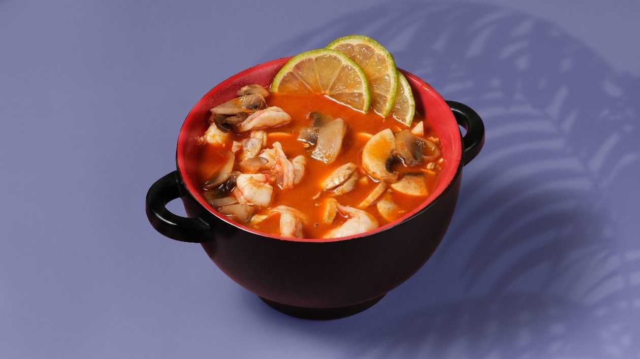 Tom-Yum with Shrimp and Buckwheat Noodle