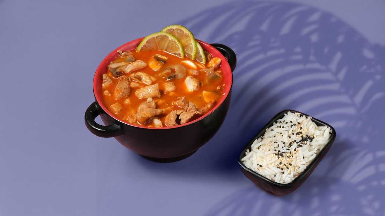 Tom-Yum with Chicken and Rice