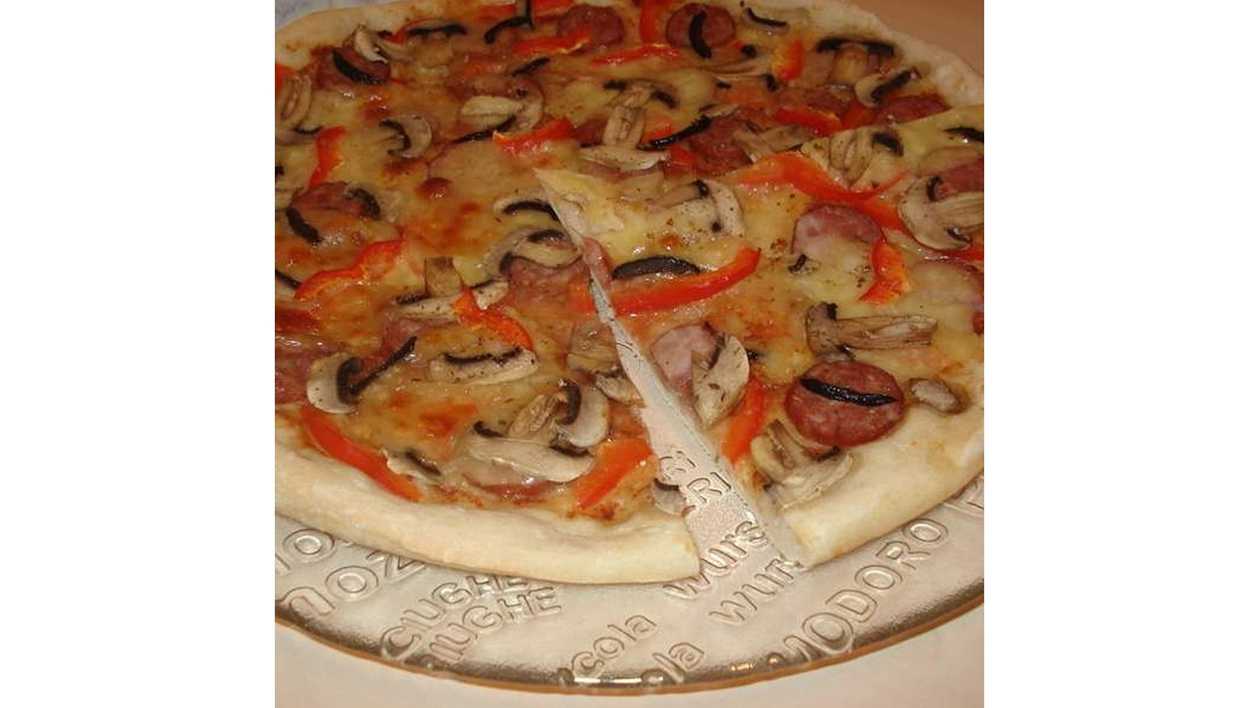 Pizza Speck-E-Funghi