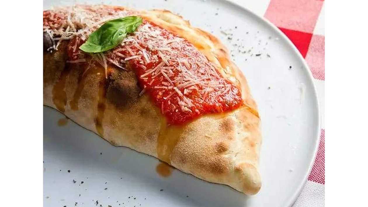 Pizza Calzone