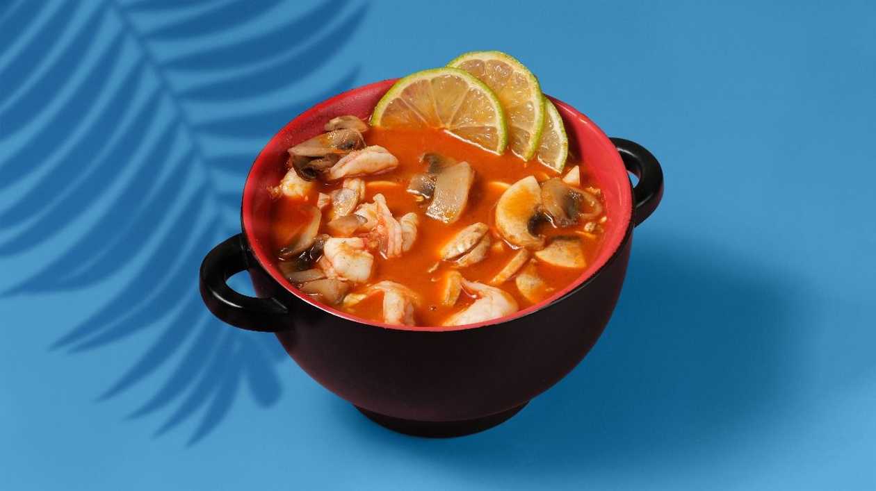 Tom-Yum with Shrimp and Buckwheat Noodle