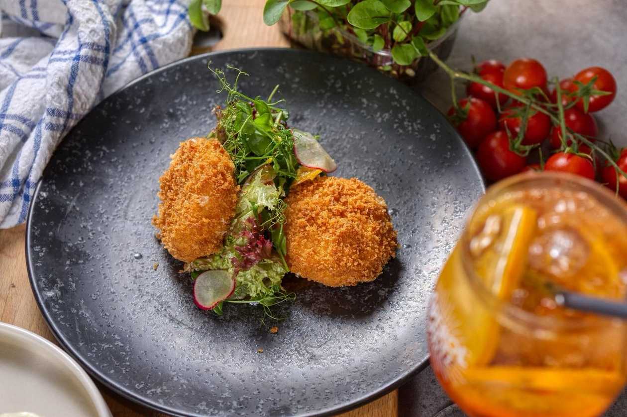 Crusted Gozitan Cheeselet (V)